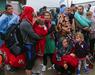 Cerar: Glede beguncev ne potrebujemo prisile od zunaj