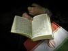 Ne na zapor, iranski sodnik obsodi na branje knjig in pisanje obnove