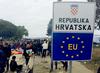 Zaradi begunske krize besedna vojna med Srbijo in Hrvaško