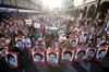 Foto: Množični protest v Ciudadu de Méxicu ob obletnici izginotja študentov