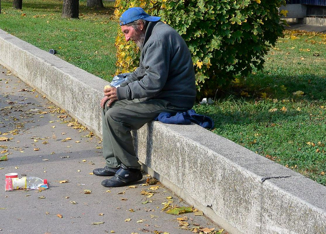 V Sloveniji je po različnih ocenah med 3.000 in 6.700 brezdomcev. Foto: Bobo