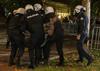 Podgorica: Spopadi med protestniki in policijo tudi v nedeljo