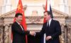 Kitajci in Britanci z zgodovinskim jedrskim poslom v zlato dobo odnosov