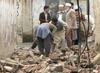 Foto: Smrtonosni potres v Afganistanu in Pakistanu ubil 260 ljudi