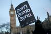 Britanski parlament podprl bombardiranje Islamske države