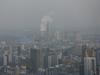 V Pekingu zaradi smoga drugič v desetih dneh razglasili rdeči alarm