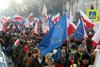 Foto: Protesti na Poljskem proti vladnim načrtom za povečanje pooblastil za nadzor
