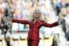 Lady Gaga z ameriško himno spravila še nogometaše v jok
