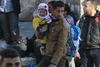 Begunci iz Alepa žrtev nasprotujočih si predlogov za premirje