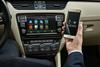 Carplay in Android Auto: Na voljo je varnejši način rabe telefona med vožnjo