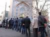 Foto: Zaradi velikega interesa v Iranu volišča odprta dve uri dlje
