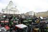 Helsinki: Kmetje z na stotinami traktorjev proti protiruskim sankcijam