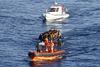 EU miži, Erdogan pogojuje: turška obalna straža nad begunce s palicami
