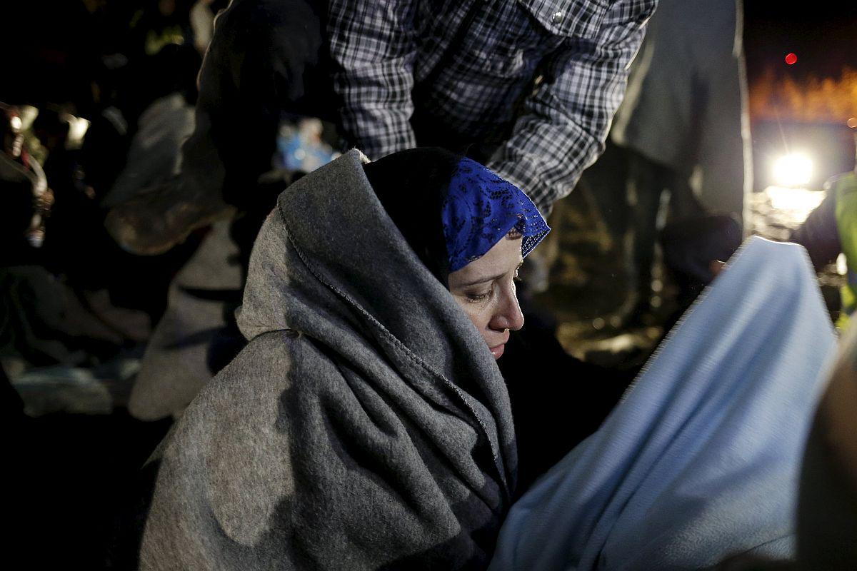 V soboto je na grške otoke prispelo 1.498 prebežnikov iz Turčije. Foto: Reuters