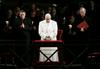 Papež v Koloseju molil križev pot