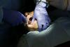 Zobozdravniki: Belih zalivk ZZZS ne krije v celoti