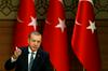 Juncker od Ankare zahteva izpolnitev vseh pogojev, Erdogan EU obtožuje hipokrizije
