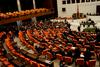 Turški parlament stopil na prste prokurdski stranki z odvzemom imunitete