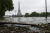 Pariz pod vodo: Louvre in Orsay zaradi narasle Sene zaprta