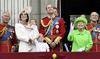 Foto: Slavja v čast kraljici Elizabeti II., na balkonu prvič princeska Charlotte