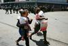 Foto: Lačni prebivalci v Venezueli plenili trgovine