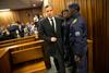 Paraolimpijec Oscar Pistorius za uboj obsojen na šest let zapora