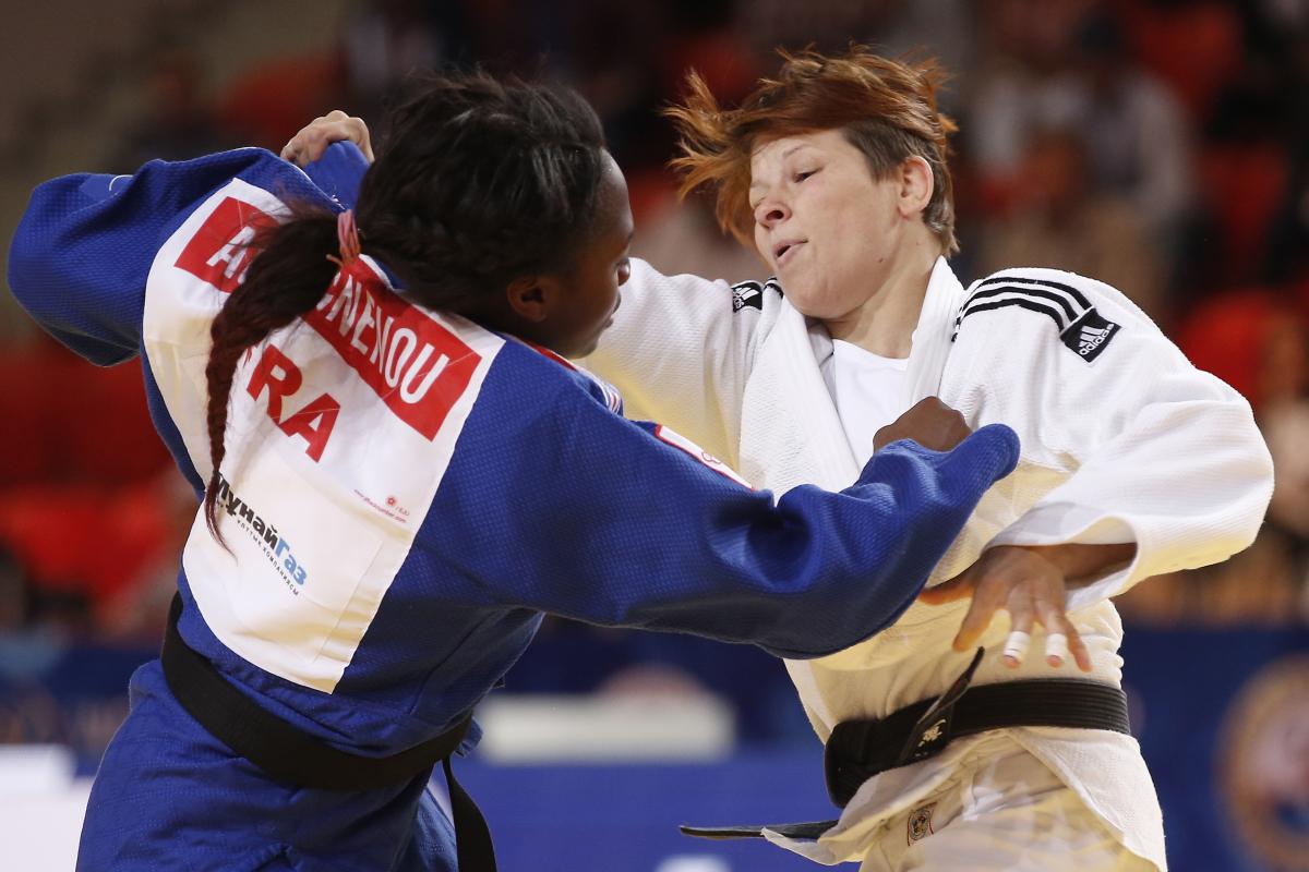 Tina Trstenjak je kljub nekoliko slabši pripravljenosti glavni slovenski adut za medaljo. Foto: EPA