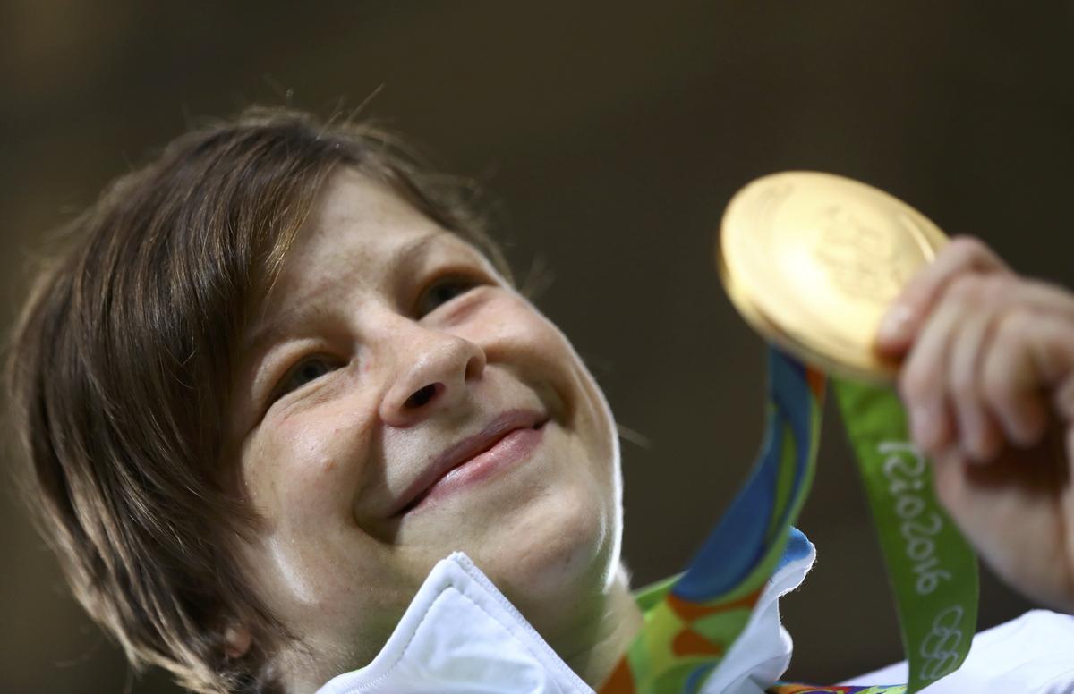 Tina Trstenjak je ponovila dosežek Urške Žolnir iz Londona 2012 in postala olimpijska prvakinja v kategoriji do 63 kg. Foto: Reuters