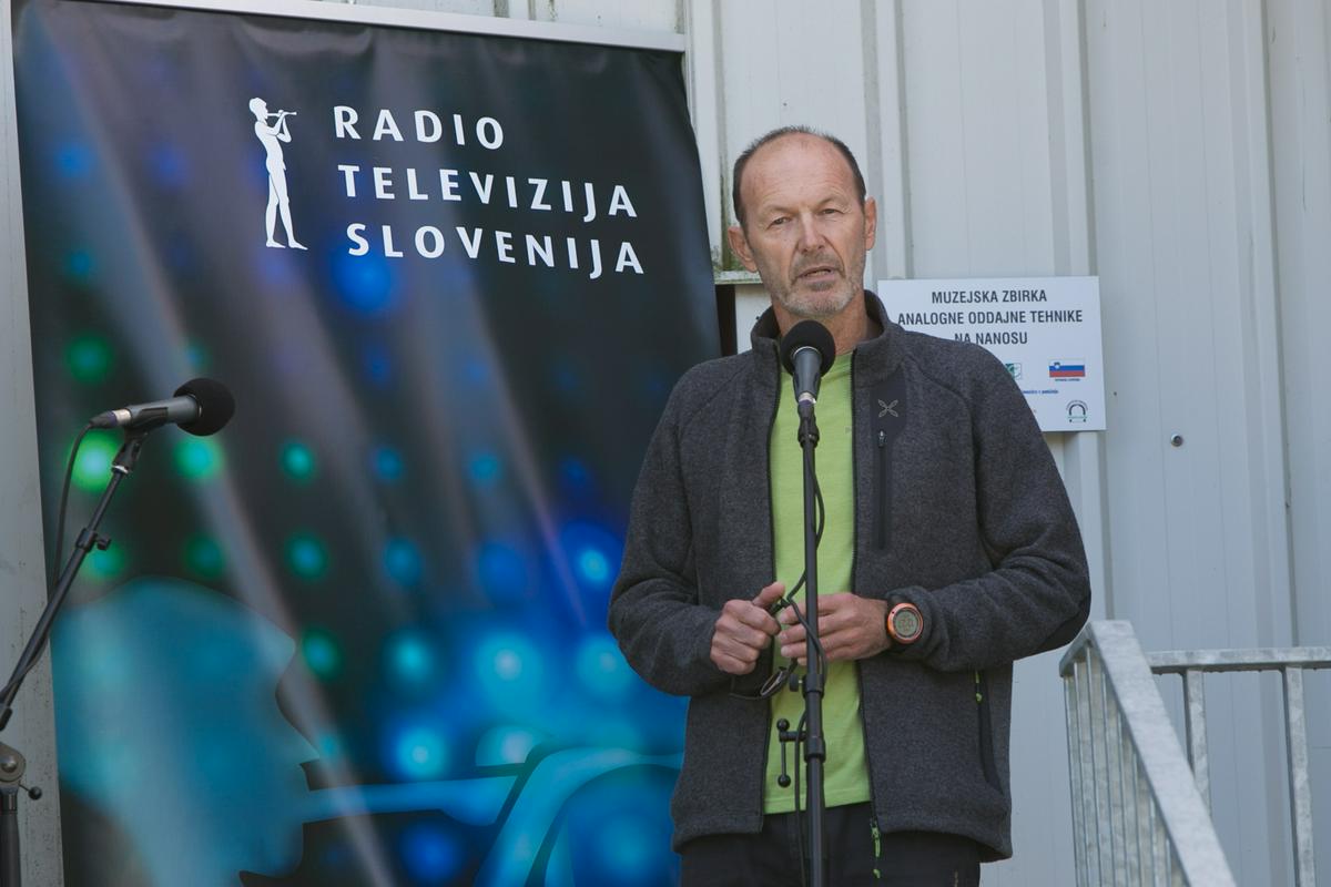 Miha Lampreht, direktor Radia Slovenija: » Z današnjim dnem postajamo del sodobno razvitih držav na področju radiodifuzije. «