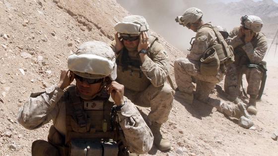 Ameriški senat je potrdil vojaški proračun za leto 2026 v vrednosti 900 milijard dolarjev