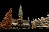 Foto: Praznične luči razsvetlile mesta po Evropi