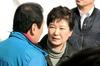 Južnokorejski poslanci prižgali zeleno luč za odpoklic predsednice