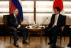 Putin začel obisk Japonske. Bosta državi napredovali glede spora?