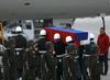 Posmrtne ostanke umorjenega veleposlanika prepeljali v Moskvo