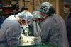 Zaradi epidemije po svetu do 30-odstotni upad transplantacij, Slovenija izjema 