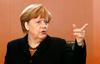 Angela Merkel ločuje vprašanje beguncev od terorizma