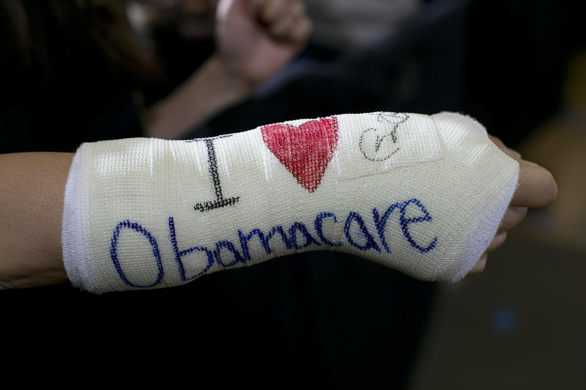 Z zdravstveno reformo je zdravstveno zavarovanje dobilo več kot 22 milijonov prej nezavarovanih  Američanov. Foto: EPA