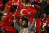 Ankara pred referendumom opozarja na turkofobijo v Evropi