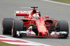 Vettel v vročem Bahrajnu dobil oba petkova treninga