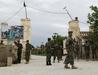 Več deset mrtvih v napadu talibanov na afganistansko vojaško bazo