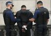 London: V bližini parlamenta prijeli z noži oboroženega moškega