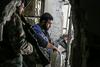 Asadove sile v Damasku se krepijo; hude obtožbe ZDA