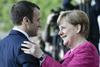 Merklova in Macron bosta delala za močno Evropo