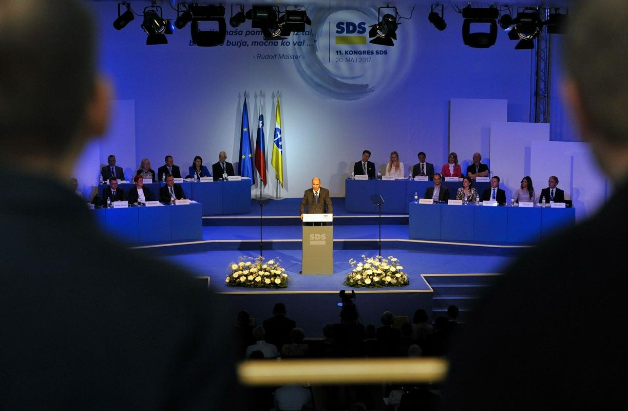 In his post-election address, Janša thanked the party for the trust. He emphasized that the past mandate had been difficult and full of challenges, “possibly the most difficult one after 1992”. Foto: BoBo