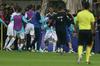 Video: Pretep v Zenici grškega nogometaša stal dveh zob