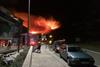 Obsežen gozdni požar na območju Makarske