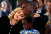 Madonna odprla oddelek za pediatrijo v Malaviju