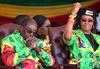 Žena poziva Mugabeja: Imenuj že naslednika