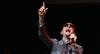 Video: Objavili posnetek, na katerem Chester Bennington poje karaoke