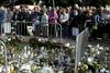 Finska: Minuta molka za žrtvi, policija nadaljuje preiskavo